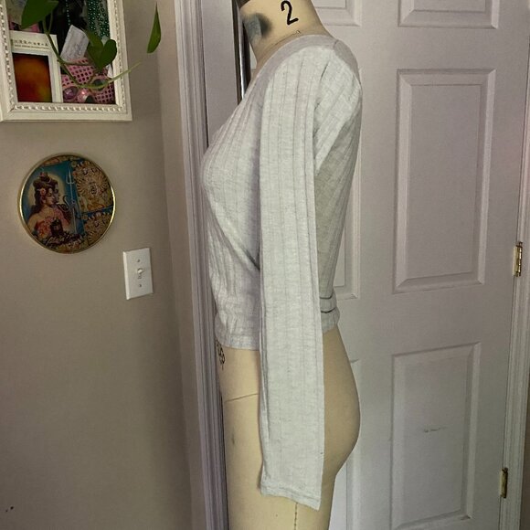 ARDENE Green Tea Ribbed Knit RETRO 90s Long sleeve Crop Top *SMALL* - Picture 3 of 5